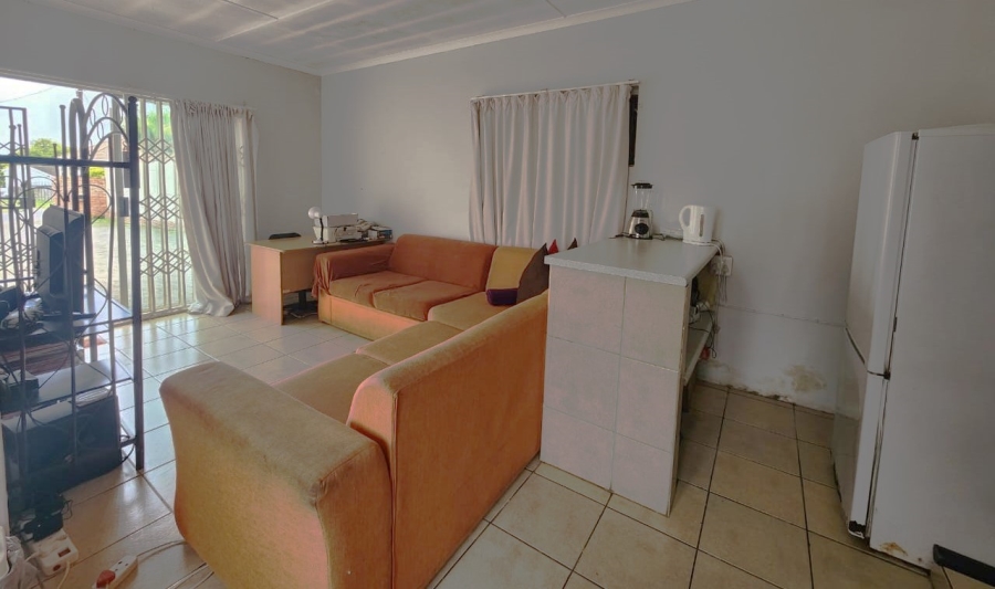 1 Bedroom Property for Sale in Cambridge West Eastern Cape
